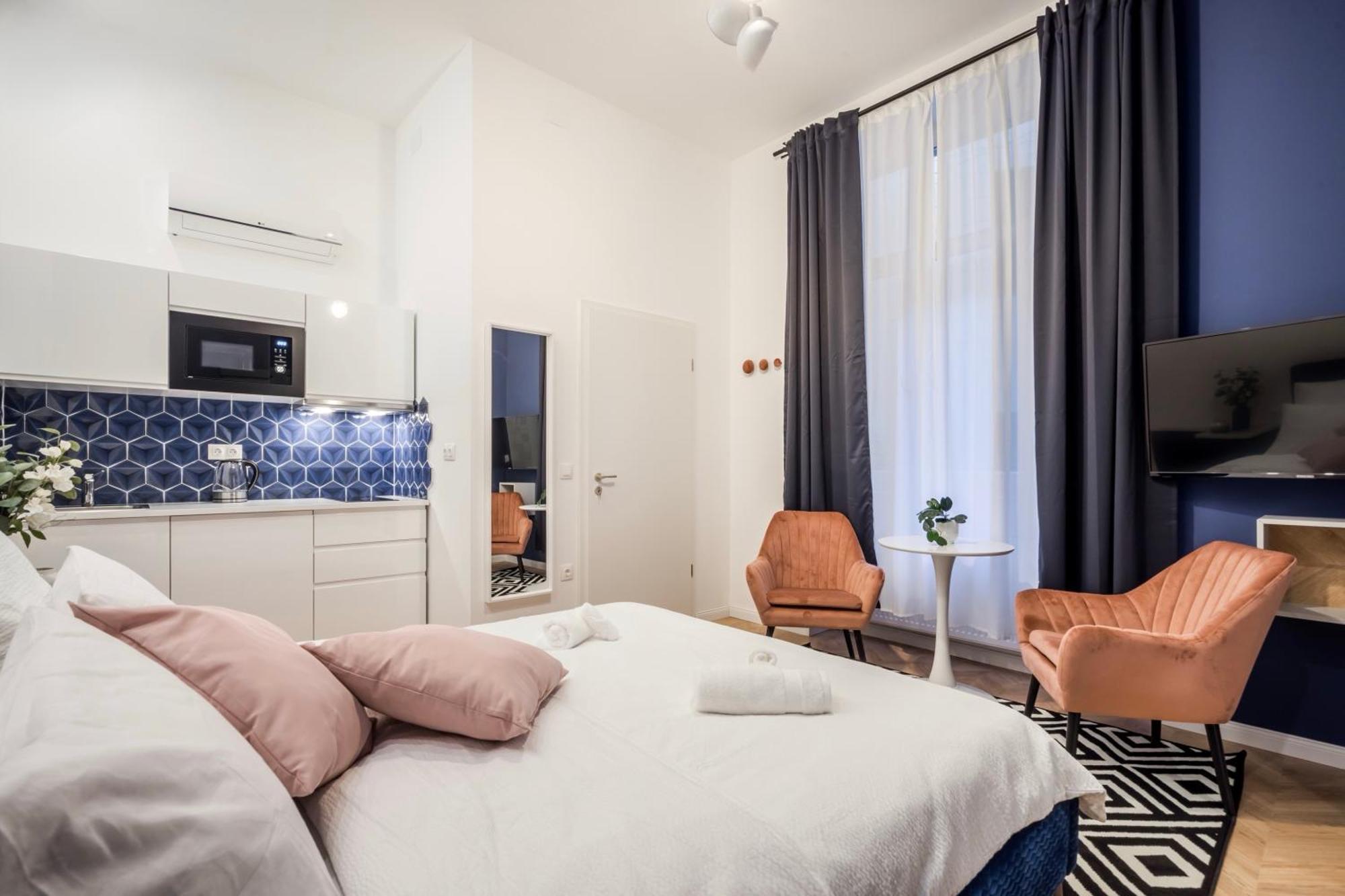 D58 - Grand Boulevard Royal Apartment - Best Location By Bqa บูดาเปสต์ ภายนอก รูปภาพ